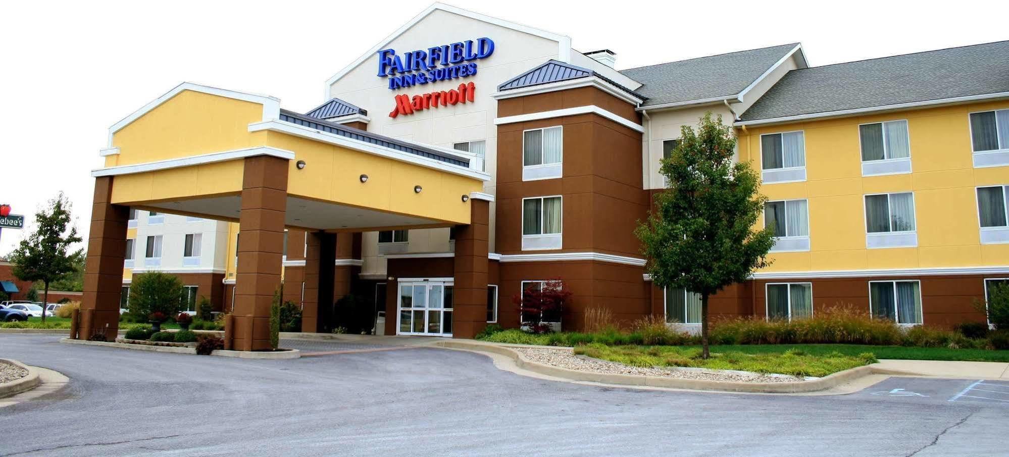 Fairfield Inn & Suites By Marriott Fairmont Εξωτερικό φωτογραφία